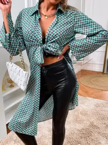 Áo sơ mi nữ Thắt nơ trước In chữ V Giải trí - Nhiều màu - Xem 1