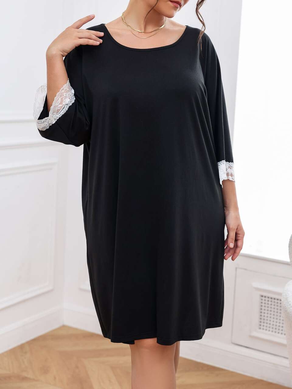 Plus Lace Cuff Round Neck Dress