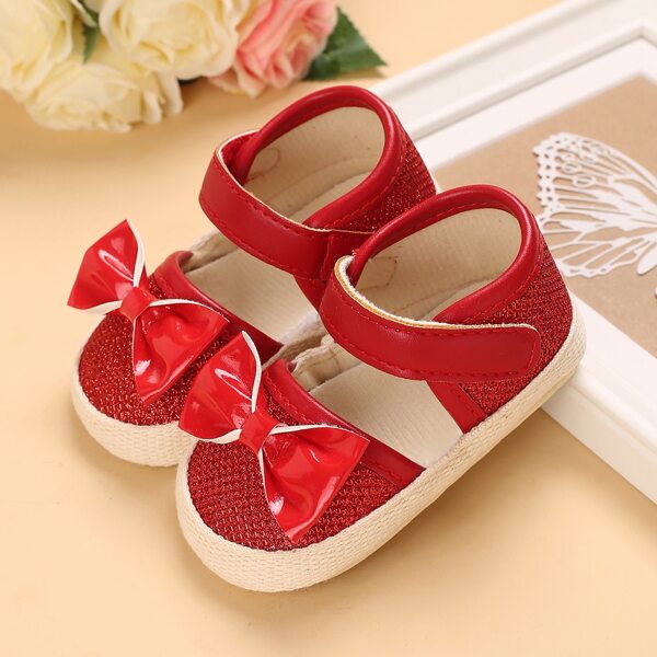 

Baby Bow Decor Mary Jane Flats, Red