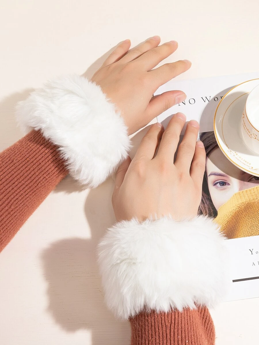 2pcs Solid Fluffy Cuffs - White - View 1