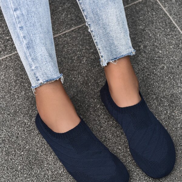 

Minimalist Hollow Out Knit Sneakers, Blue