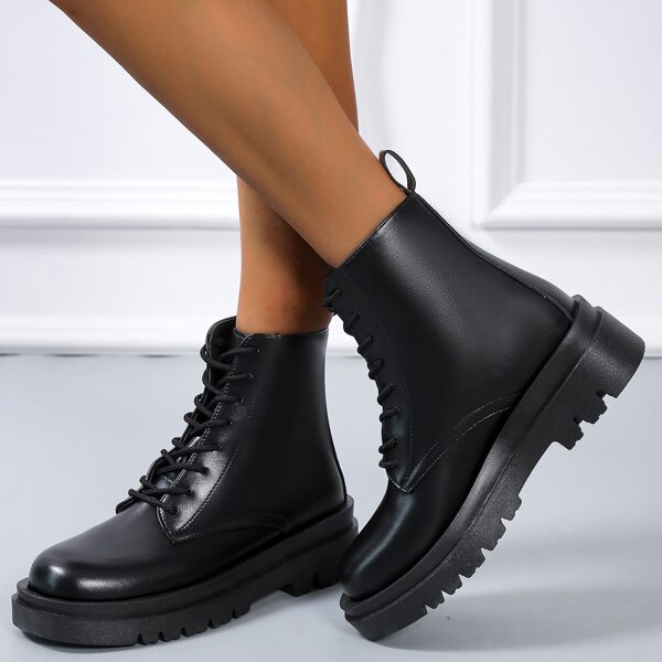 

Minimalist Combat Boots, Black