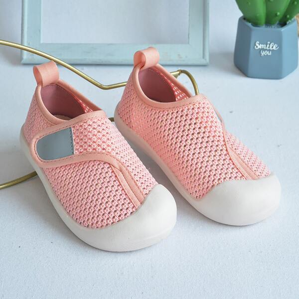

Girls Velcro Strap Breathable Sneakers, Pink