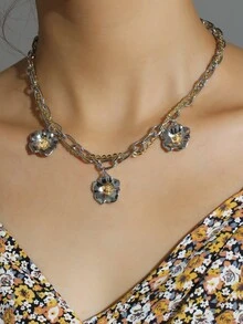 Flower Pendant Layered Necklace - Multicolor - View 1