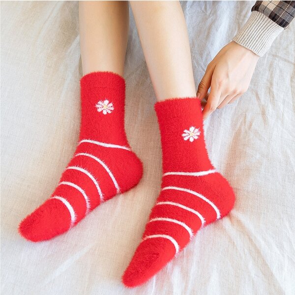 

Striped Print Crew Socks, Multicolor
