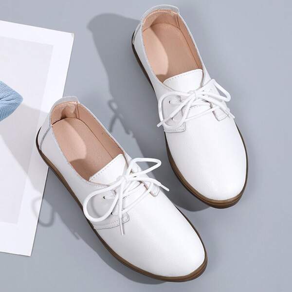 

Minimalist Lace Up Front Flats, White
