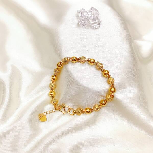 

Heart Charm Bracelet, Gold