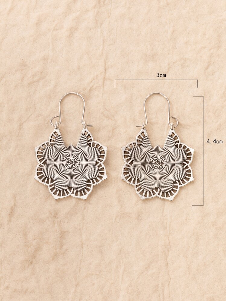 imoli 1 Pair Vintage Style Earrings (Random Distressed Effect, Left And Right Sides, Actual Size Petite) - Silver - View 5