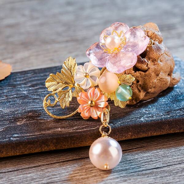 

Flower Decor Brooch, Multicolor
