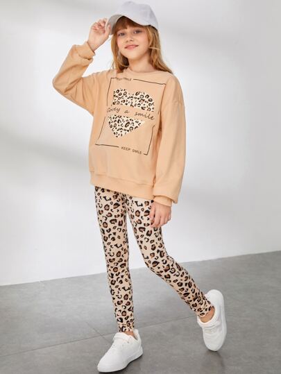 SHEIN Tween Girl Heart And Slogan Grafisk Drop Shoulder Sweatshirt & Leopard Print Leggings