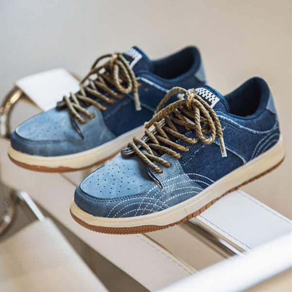 

Men Stitch Detail Lace-up Front Skate Shoes, Multicolor