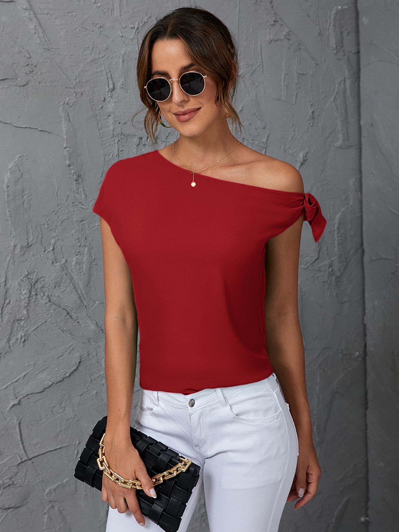 SHEIN Clasi Solid Oblique Shoulder Blouse - Red - View 1