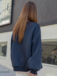 DAZY Áo chui đầu Oversized Mỏ neo & Thêu Chữ Thả vai - Màu xanh hải quân - Xem 2