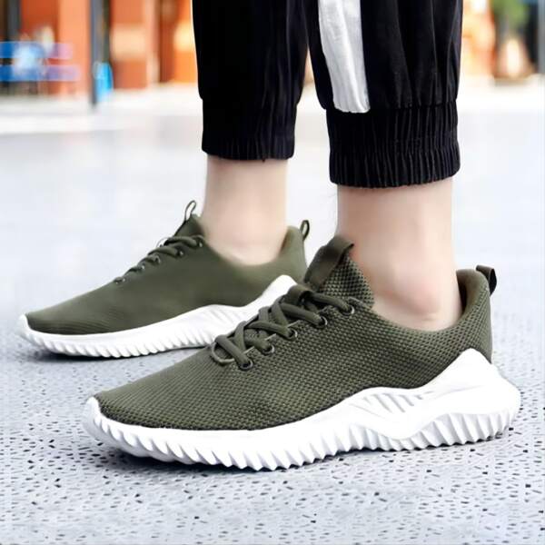 

Men Minimalist Lace Up Front Running Shoes, Army green