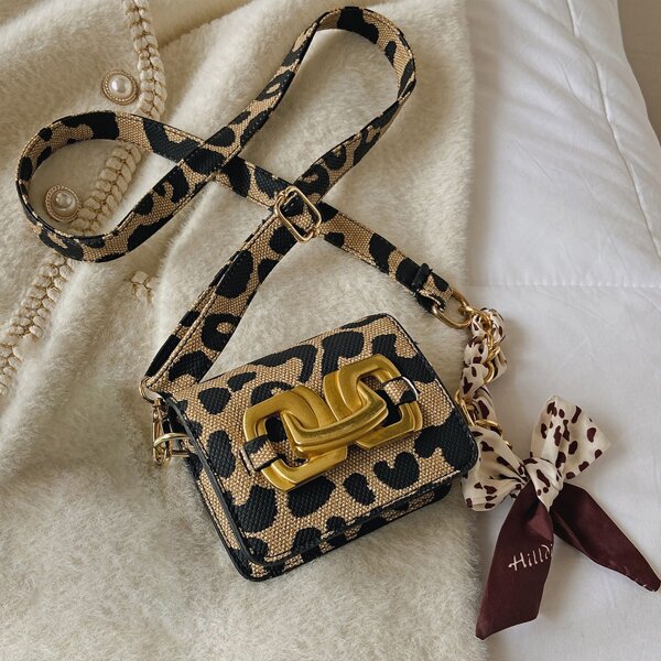 

Girls Leopard Graphic Twilly Scarf Decor Flap Square Bag, Multicolor
