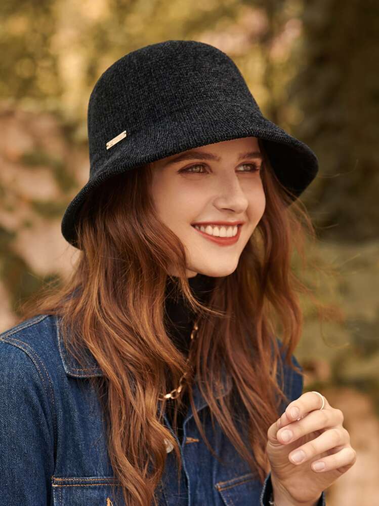 LEAJOURNO. 1pc Women's Fall/Winter Knitted Bucket Hat That Enhances The Face, Small Head Circumference Bucket Hat Basin Cap Elegant Winter Outfits - Black - View 2