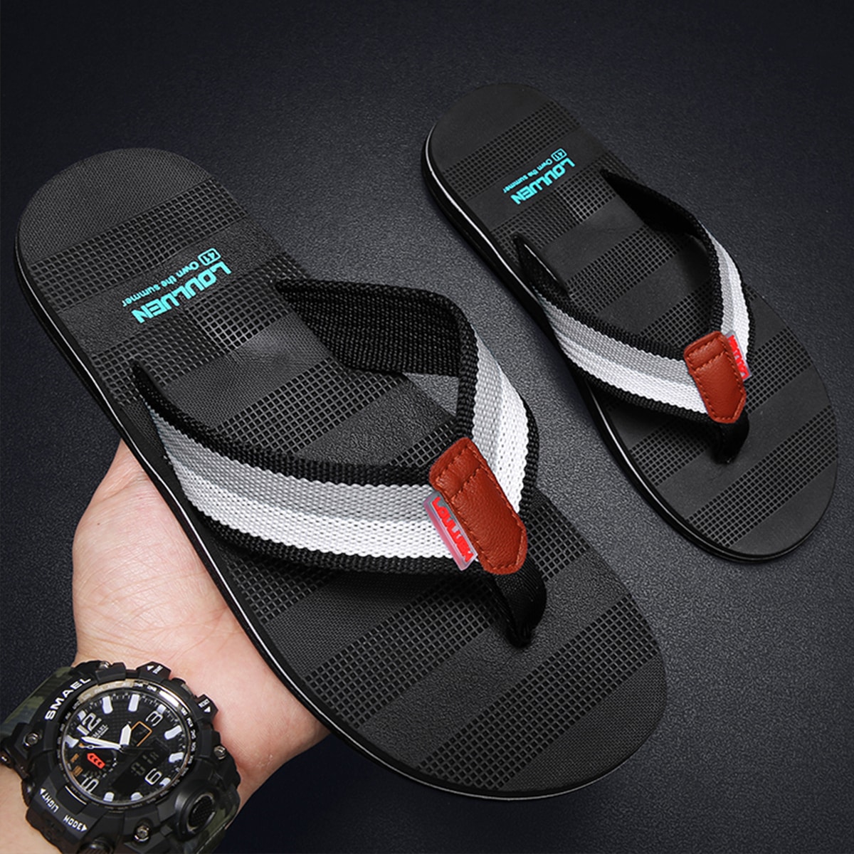 Вьетнамки с текстовым принтом