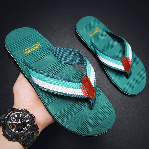 

Men Letter Graphic Flip-Flops, Green