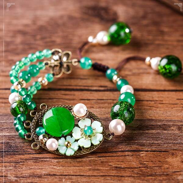 

Flower Decor Beaded Bracelet, Multicolor
