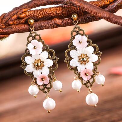 Flower Decor Faux Pearl Drop Earrings