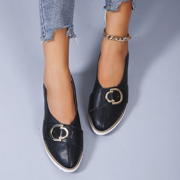 

Buckle Detail Point Toe Loafers, Black