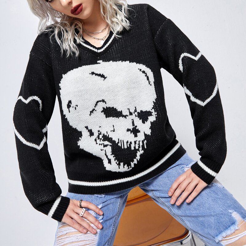 

Skull Pattern Contrast Binding Sweater, Black and white