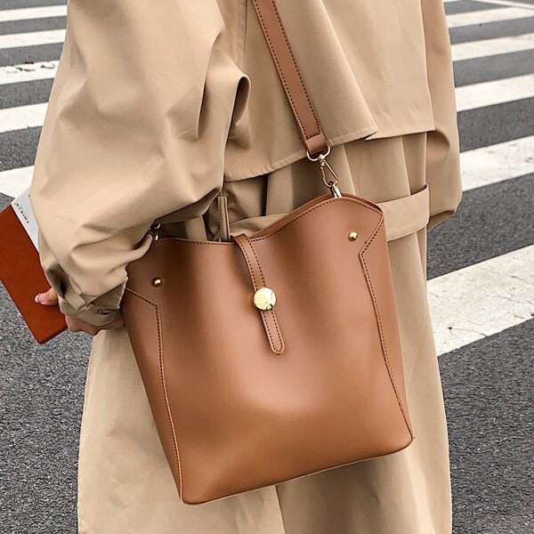 

Minimalist Studded Decor Bucket Bag With Inner Pouch, Brown