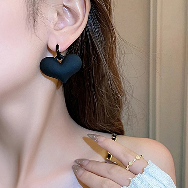 

Heart Decor Hoop Earrings, Black