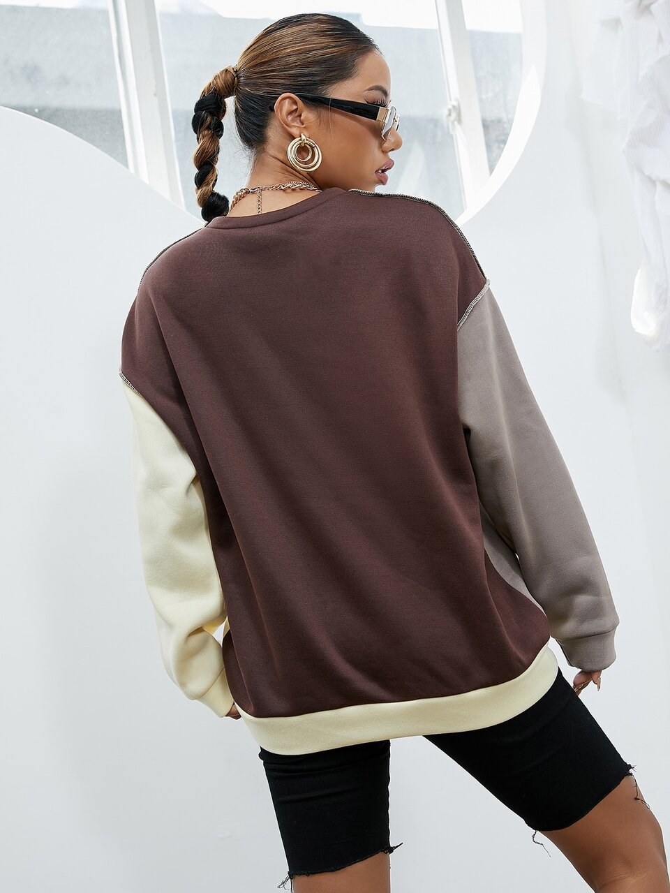 Colorblock Topstitching Drop Shoulder Sweatshirt