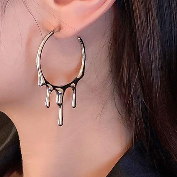 

Creative Hoop Earrings, Silver