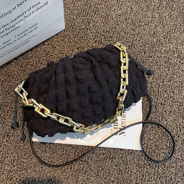

Ruched Design Chain Bucket Bag, Black