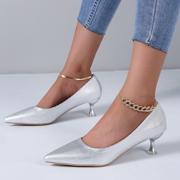 

Metallic Point Toe Pyramid Heeled Court Pumps, Silver