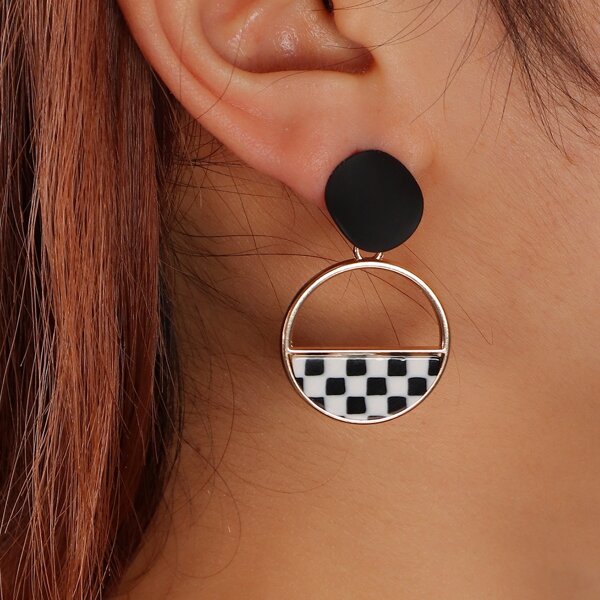 

Checkered Round Drop Earrings, Multicolor