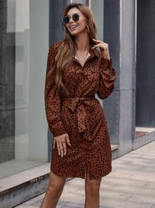 SHEIN Privé 斑點印花落肩袖腰帶襯衫洋裝 - 鏽棕色 - 查看 4