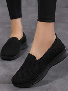 Fall/Winter Women's Minimalist Knit Detail Slip-On Sneakers , Soft & Comfortable Sneakers