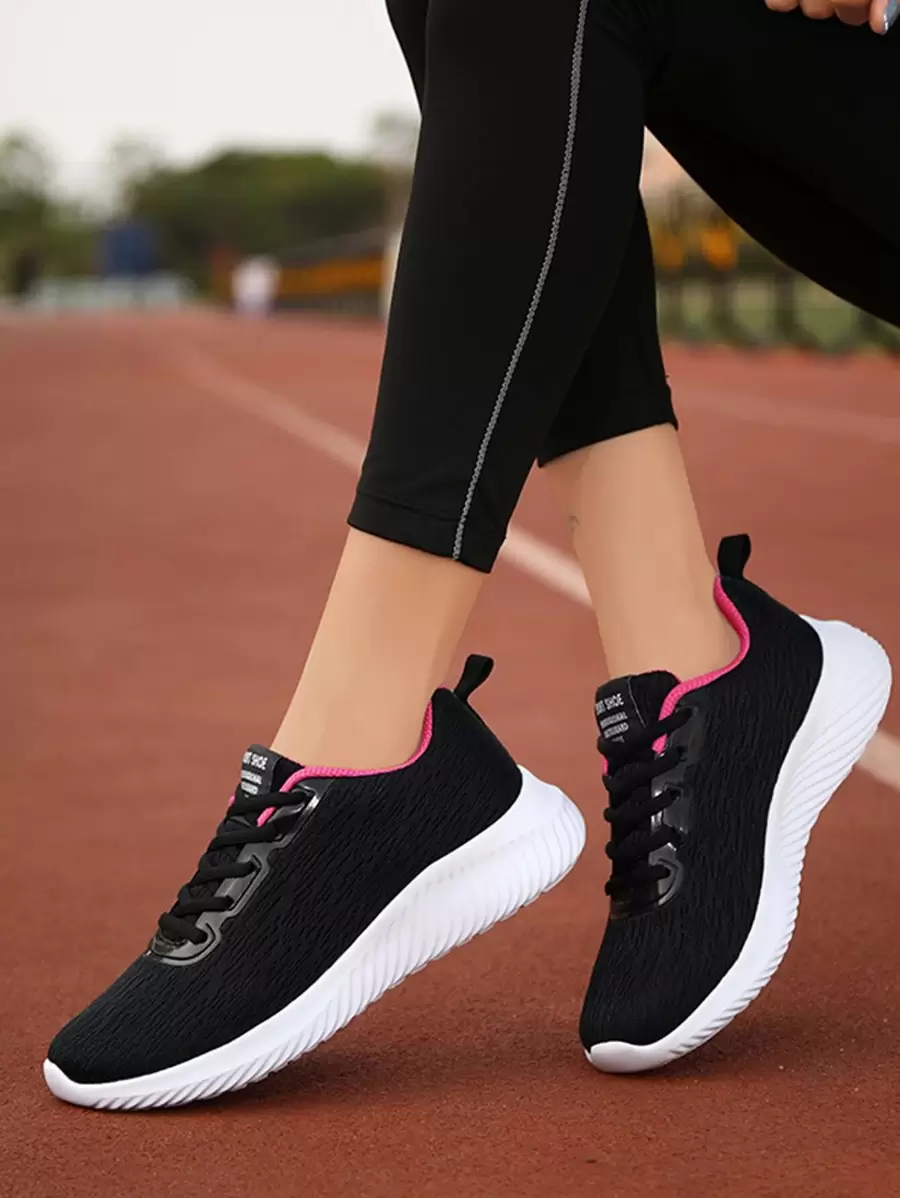 極簡前綁帶針織跑鞋,女士黑色休閒運動鞋 - 黑色 - 查看 1