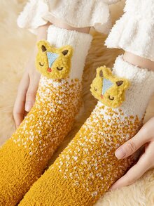 Cartoon Decor Fuzzy Socks - Multicolor - View 2