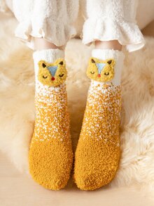 Cartoon Decor Fuzzy Socks - Multicolor - View 3