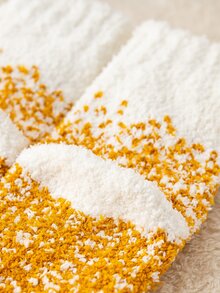 Cartoon Decor Fuzzy Socks - Multicolor - View 4