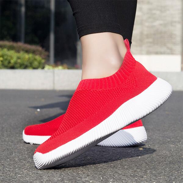 

Breathable Slip On Running Shoes, Red