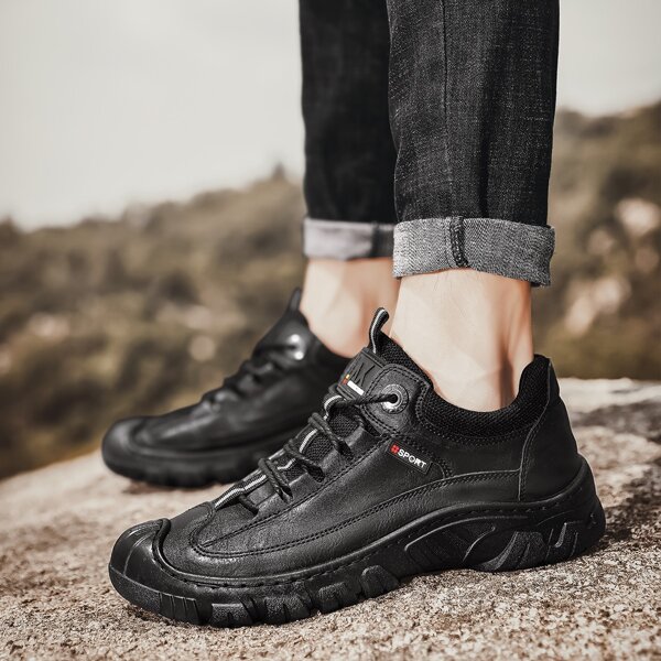 

Men Minimalist Lace-up Front Hiking Shoes, Black