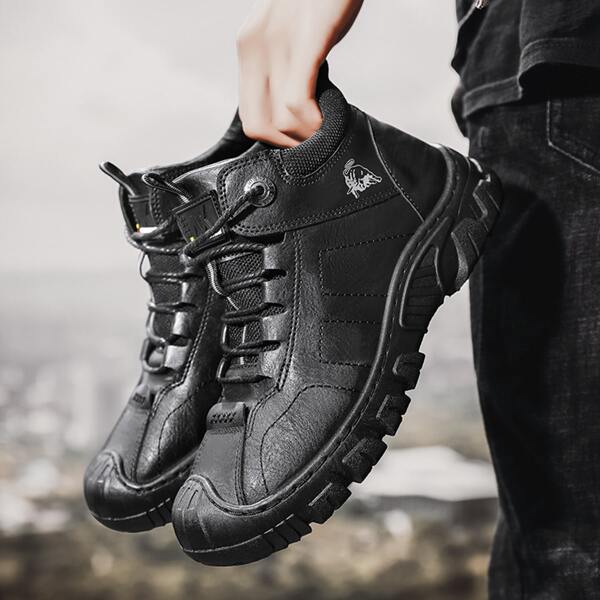

Men Minimalist Lace-up Front Hiking Shoes, Black