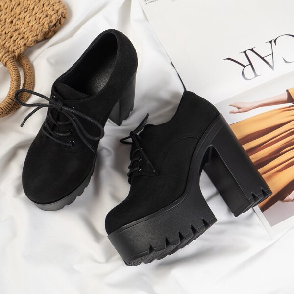 

Ultra Heeled Lace-up Front Oxfords, Black