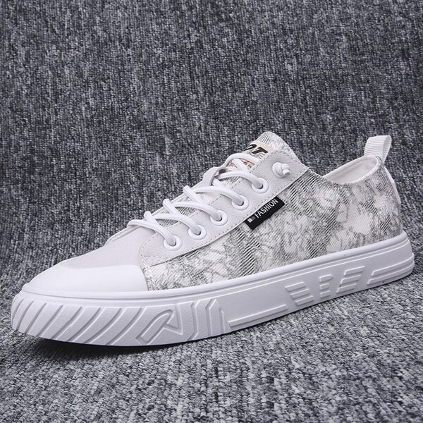 

Men Allover Graphic Lace-up Front Sneakers, White