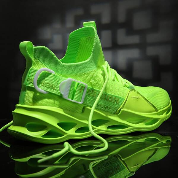 

Men Letter Graphic Breathable Running Shoes, Green