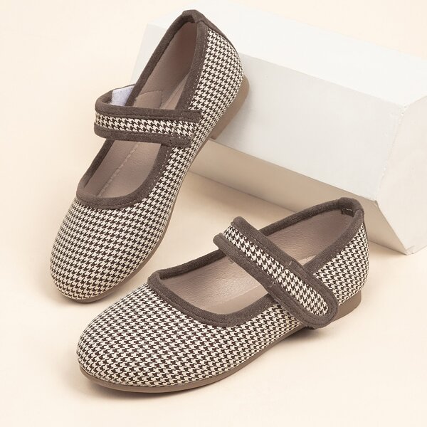 

Girls Houndstooth Pattern Flats, Multicolor