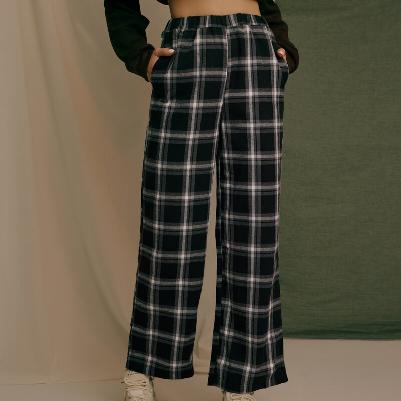

Plaid Pattern Wide Leg Pants, Black and white