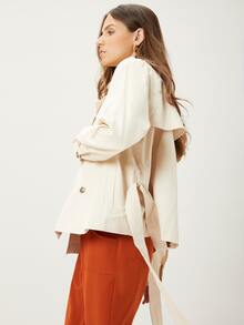 MOTF PREMIUM 腰帶風衣外套 - 米色 - 查看 6