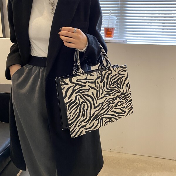 

Zebra Striped Pattern Top Handle Bag, Black and white