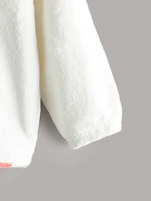 女童卡通刺绣3D耳朵袋鼠口袋法兰绒卫衣 - 白色 - 查看 3